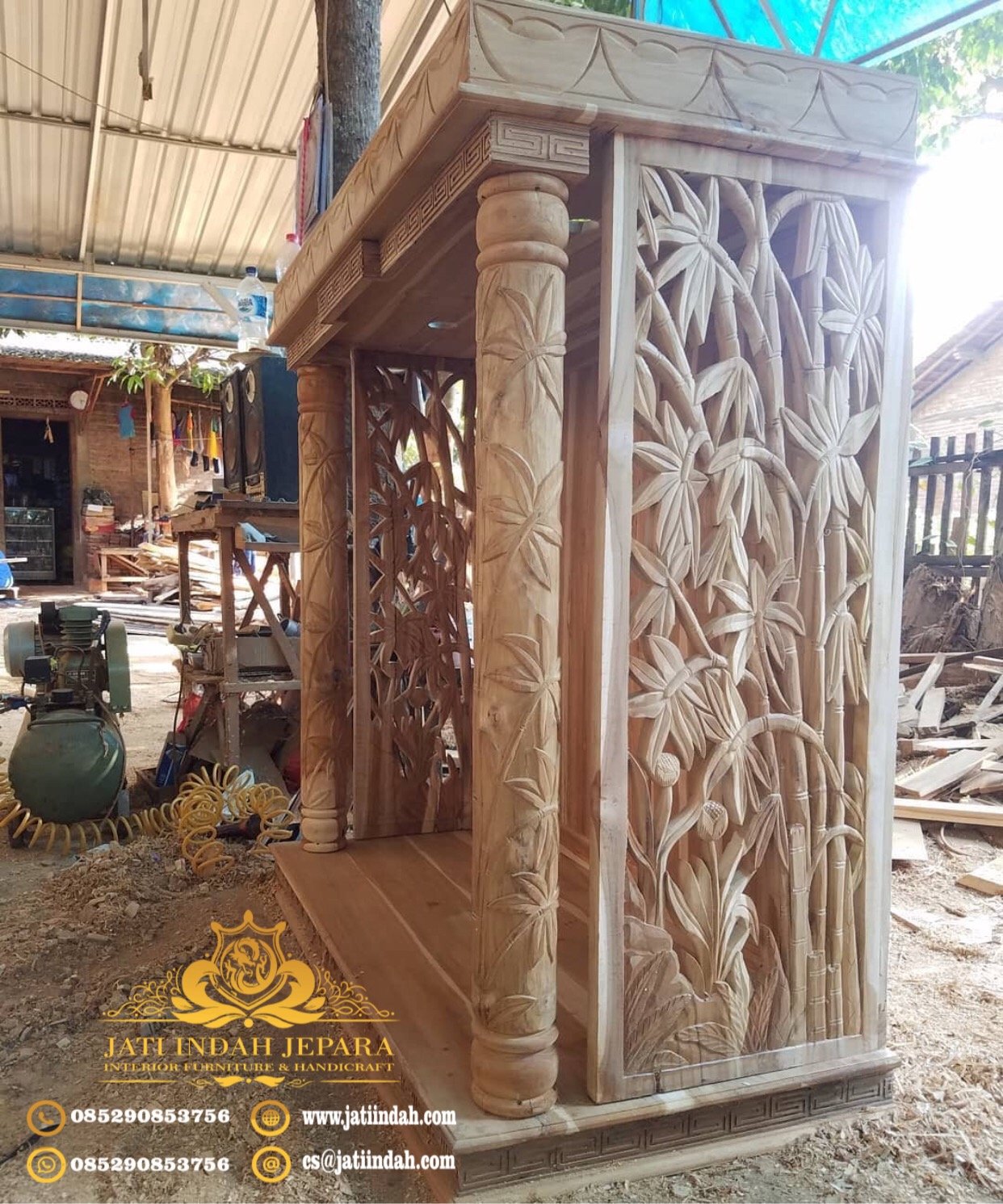 Meja Altar Ukir Bambu Putra Jati Indah Furniture