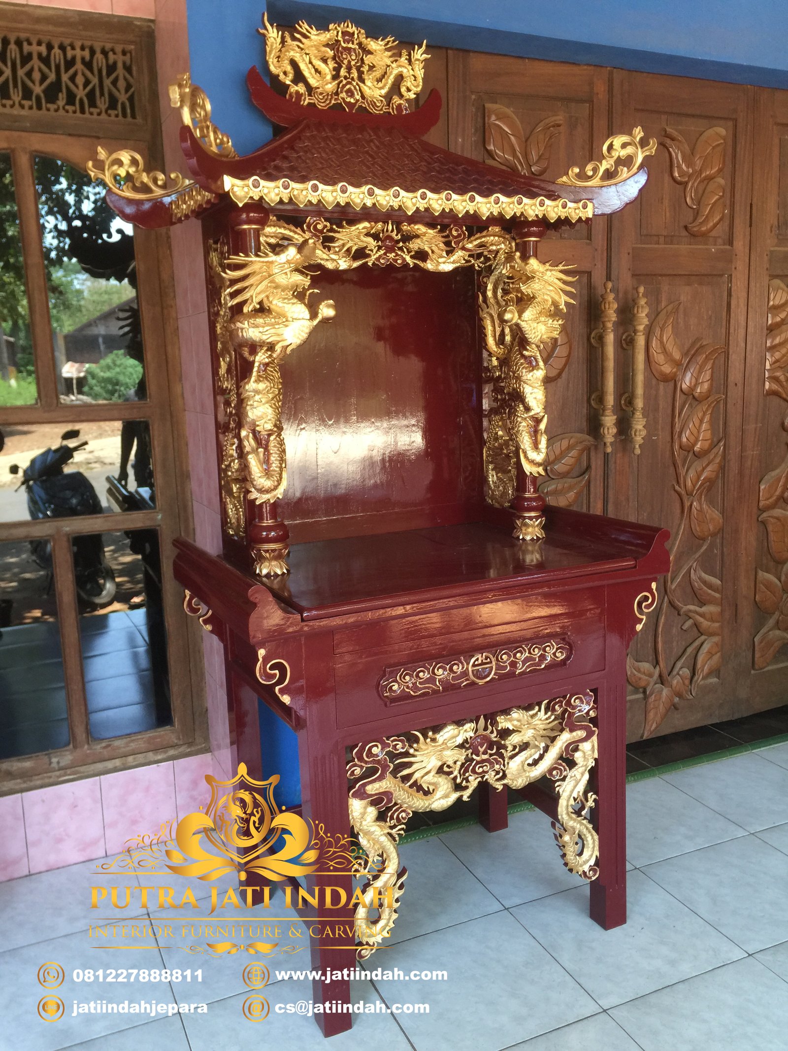 Meja Altar 2 Tiang Ukir Naga Putra Jati Indah Furniture